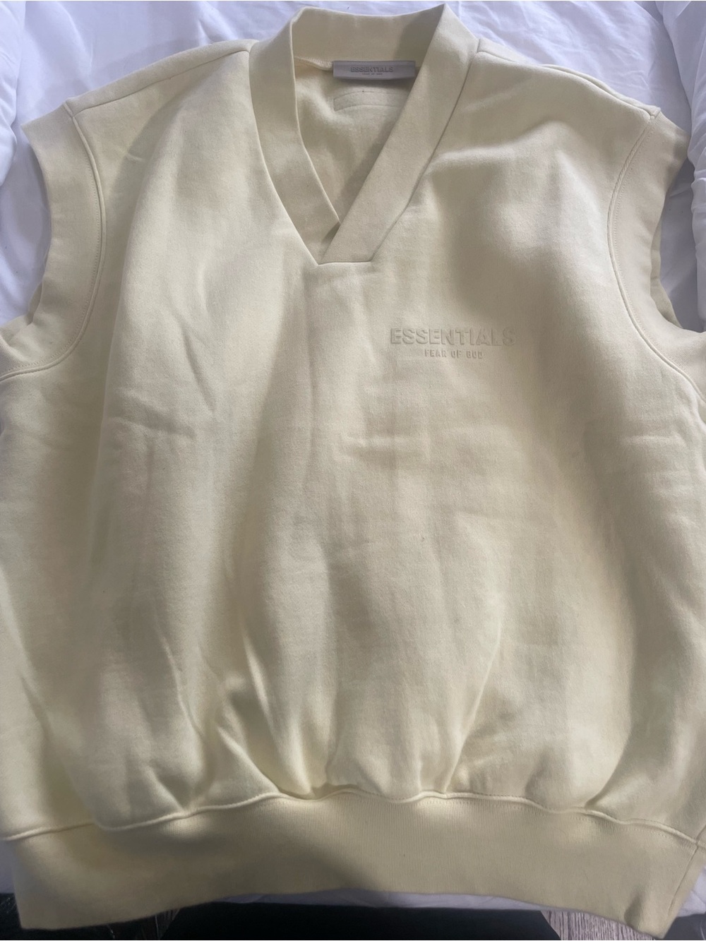 Fear of God Essentials V-Neck Sleeveless Sweatshirt - Cream